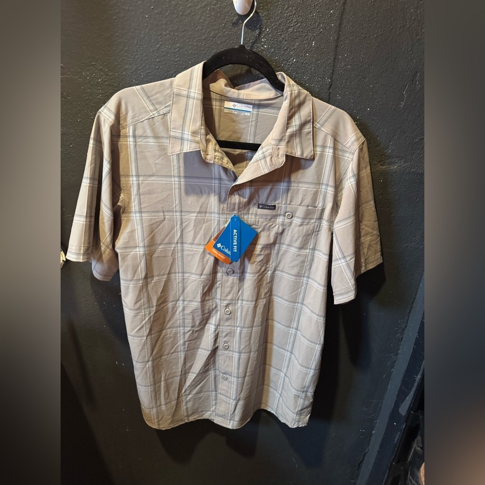 Columbia Men's Beige Plaid Button Down Shirt NWT